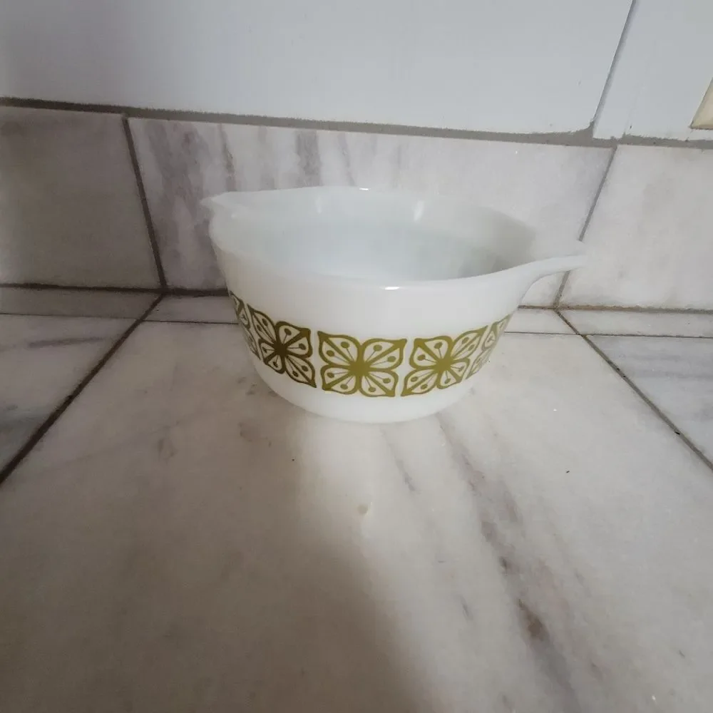 Vintage Pyrex Green Verde Square Floral Pattern Casserole Dish